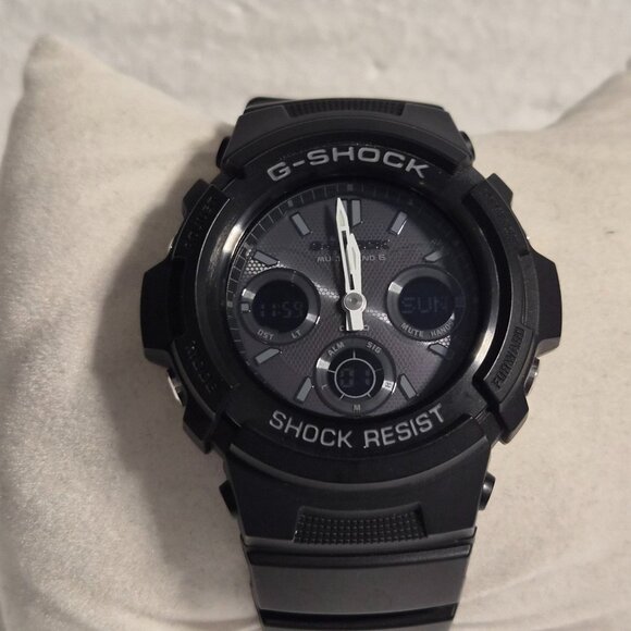 Casio G Shock Black and gray - Picture 2 of 11